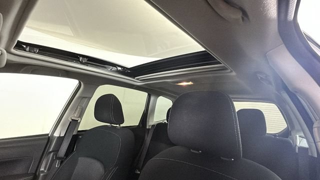 Used 2017 Subaru Forester 2.5i Premium AWD/4WD image 13