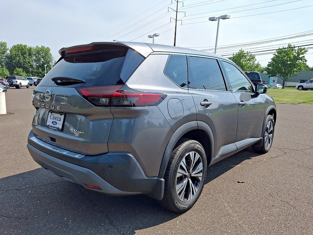 Used 2021 Nissan Rogue SV AWD/4WD image 9