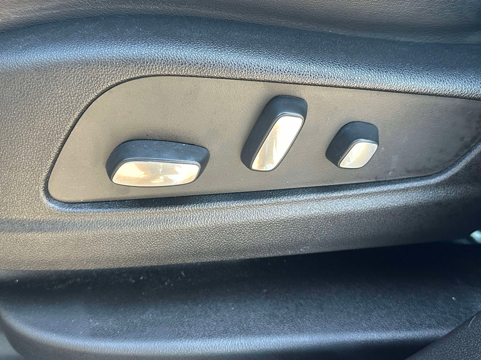 Used 2022 Cadillac XT5 Premium Luxury image 23