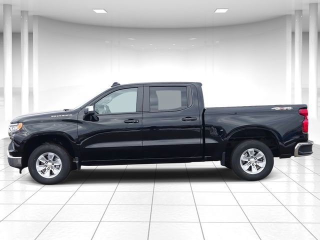Used 2025 Chevrolet Silverado 1500 LT image 2