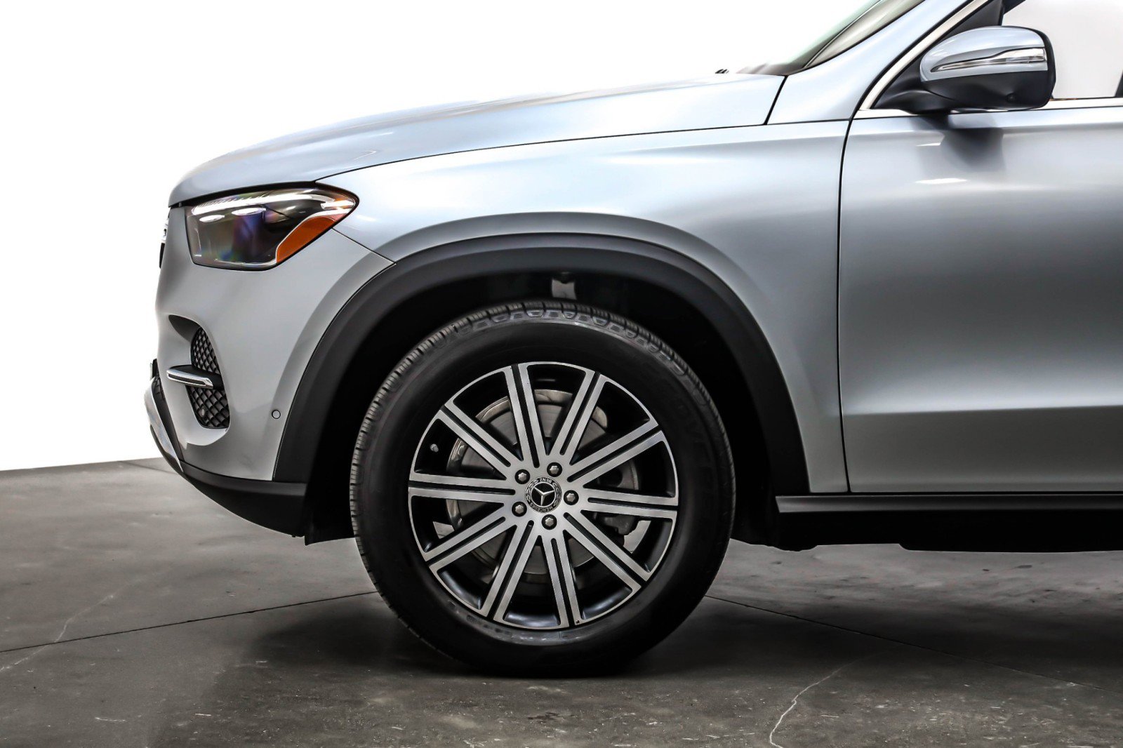 Certified 2025 Mercedes-Benz GLE 350 4MATIC image 10