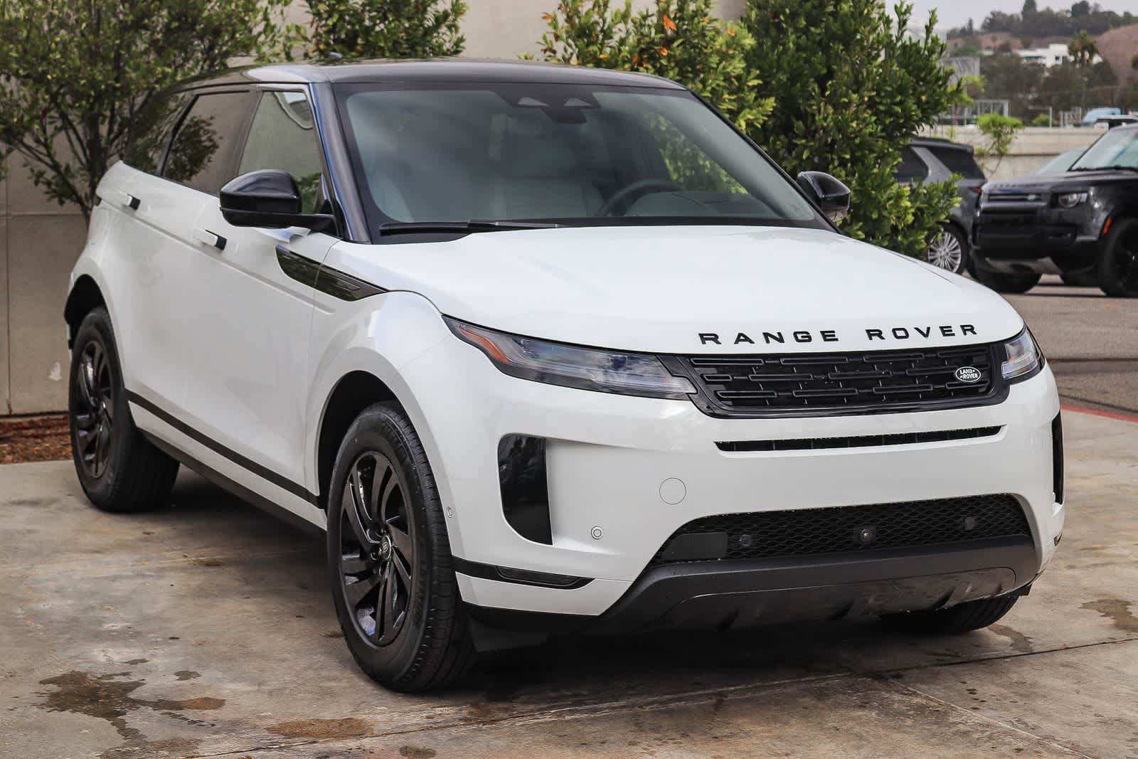 New 2026 Land Rover Range Rover Evoque S AWD/4WD image 3