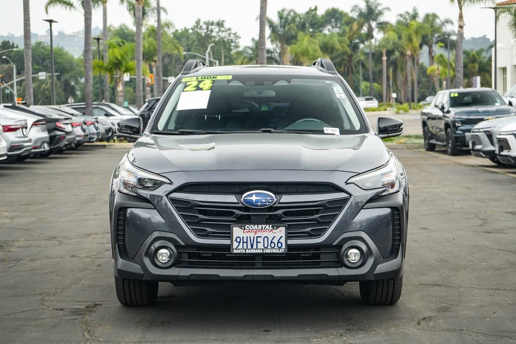 Used 2024 Subaru Outback Premium image 2