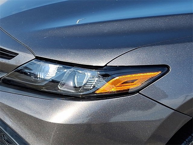 Used 2023 Toyota Camry SE image 29