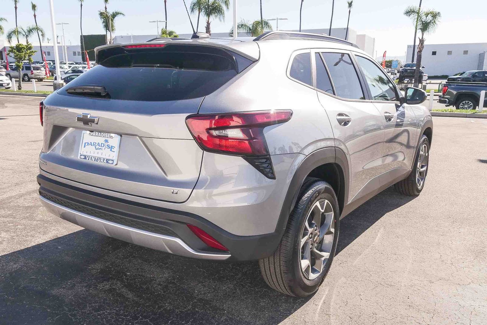 New 2026 Chevrolet Trax LT w/ LT Convenience Package FWD image 9