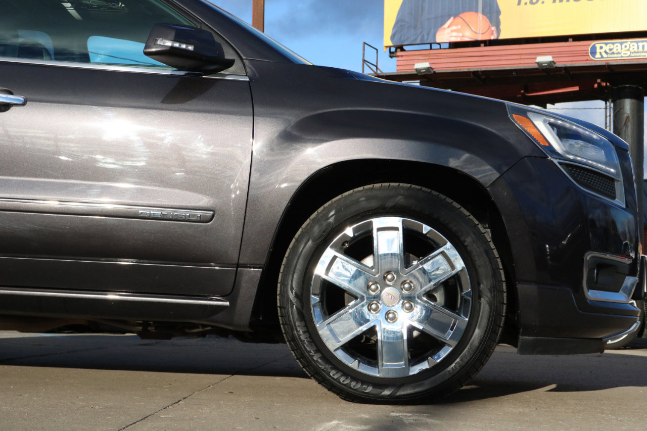 Used 2015 GMC Acadia Denali image 6