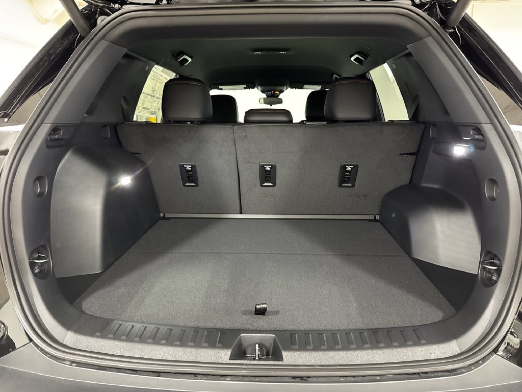 New 2027 Chevrolet Equinox RS AWD/4WD image 24