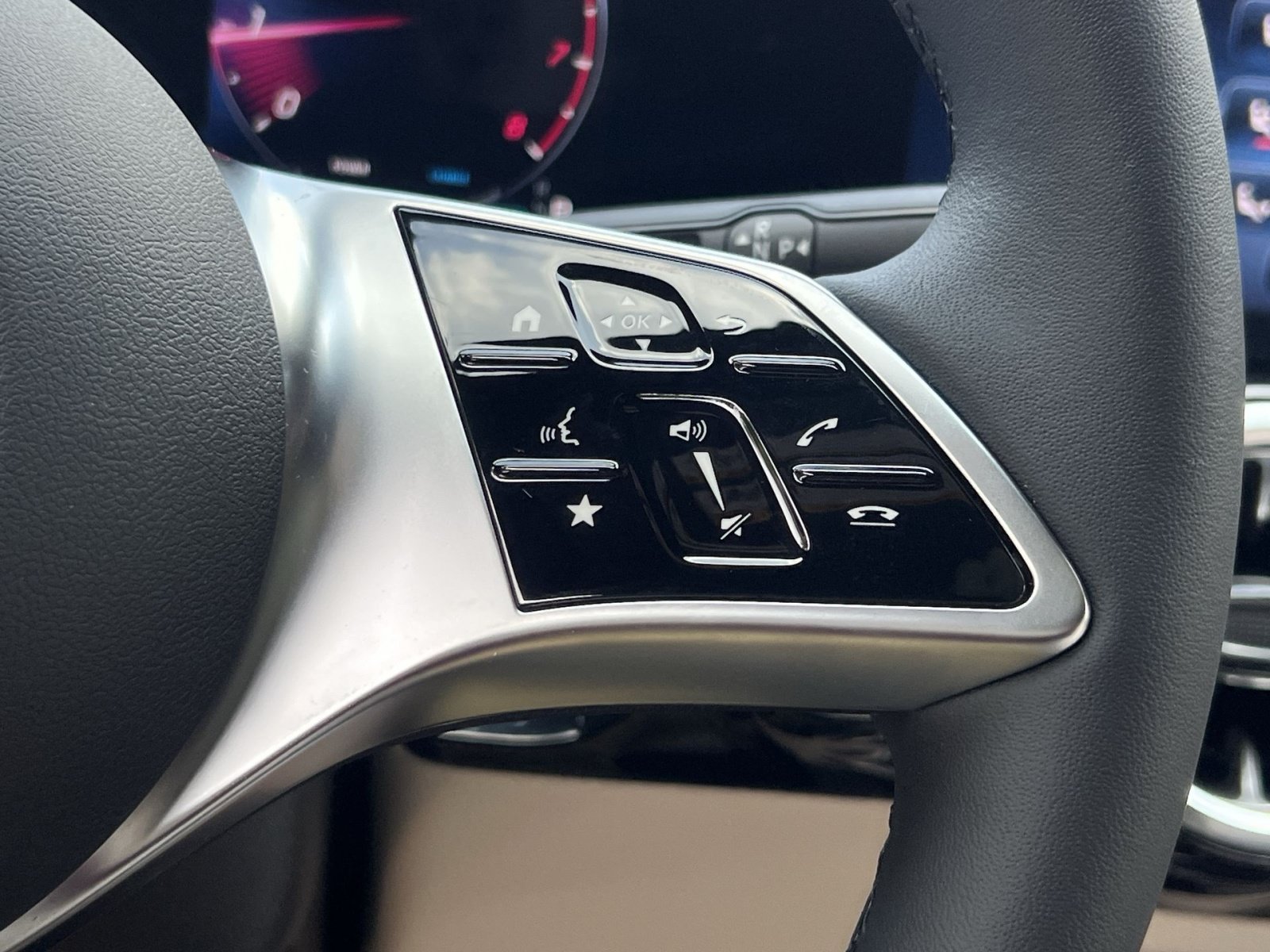 New 2026 Mercedes-Benz GLA 250 4MATIC image 37