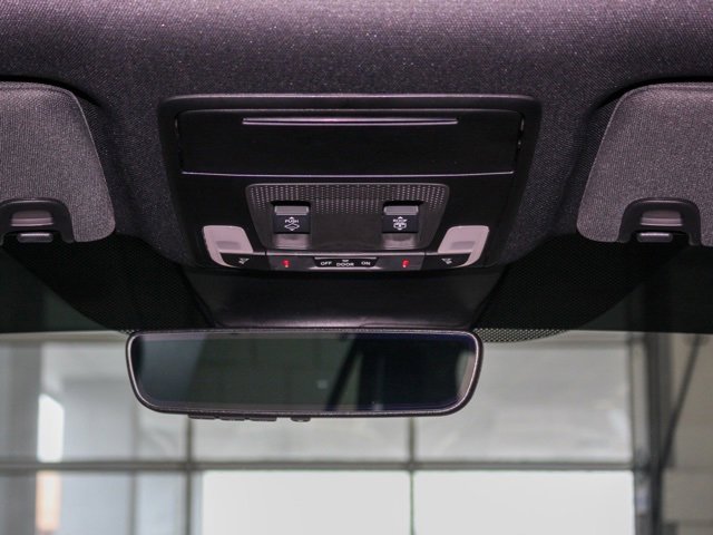 Used 2025 Honda Pilot Black Edition image 21