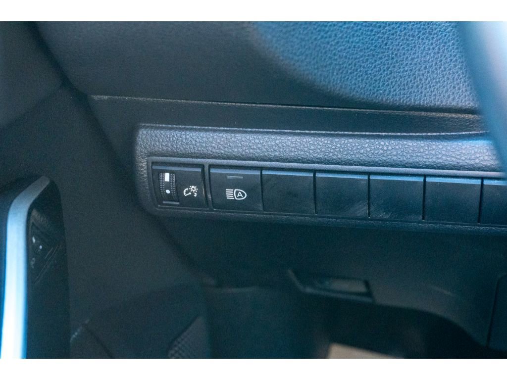Used 2024 Toyota Corolla XSE image 28