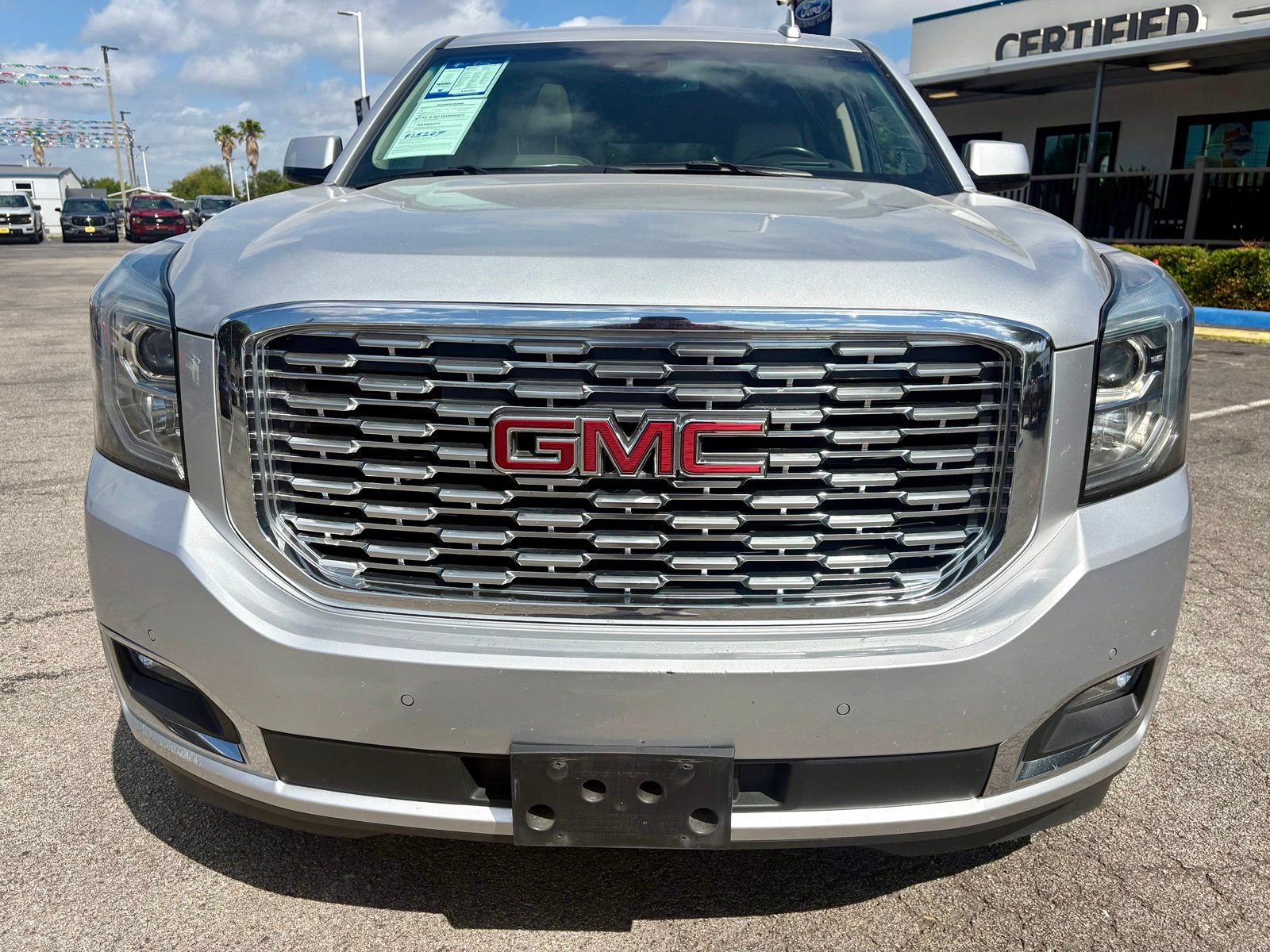 Used 2019 GMC Yukon XL Denali w/ Denali Ultimate Package RWD image 6