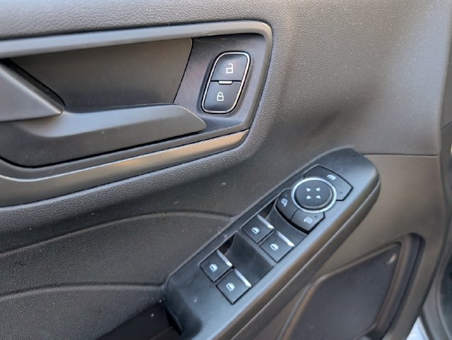 Used 2023 Ford Escape Active AWD/4WD image 14