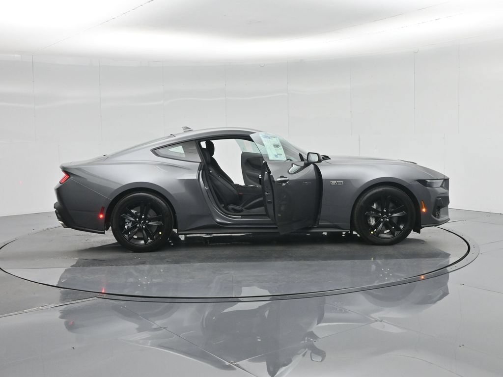 New 2026 Ford Mustang GT RWD image 4