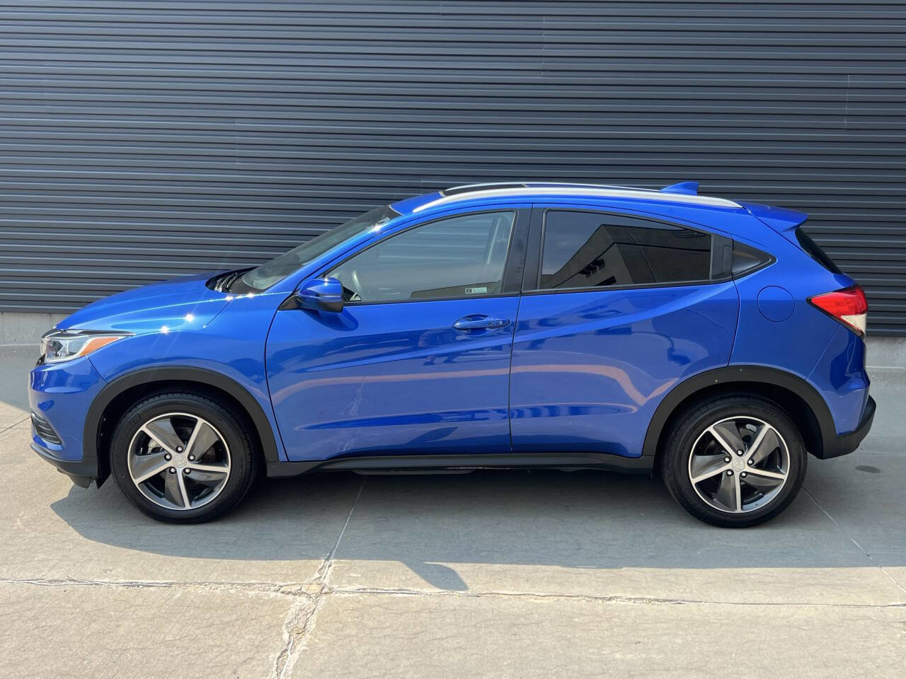 Used 2022 Honda HR-V EX-L image 9