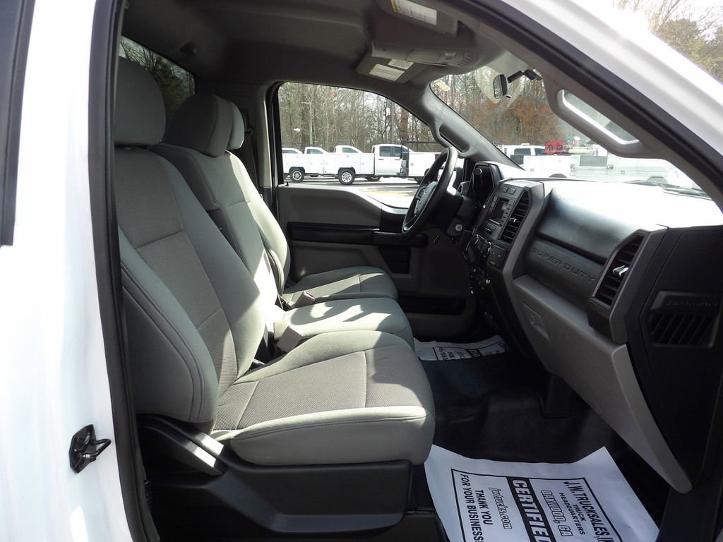 Used 2019 Ford F250 XL w/ Power Equipment Group image 32