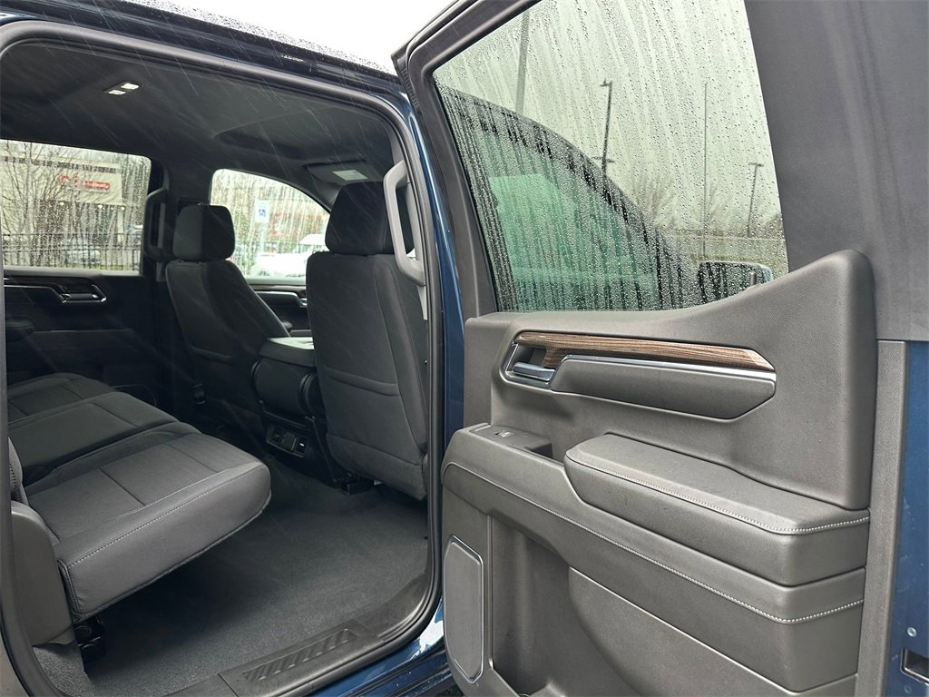 Used 2023 Chevrolet Silverado 1500 LT w/ Protection Package image 13