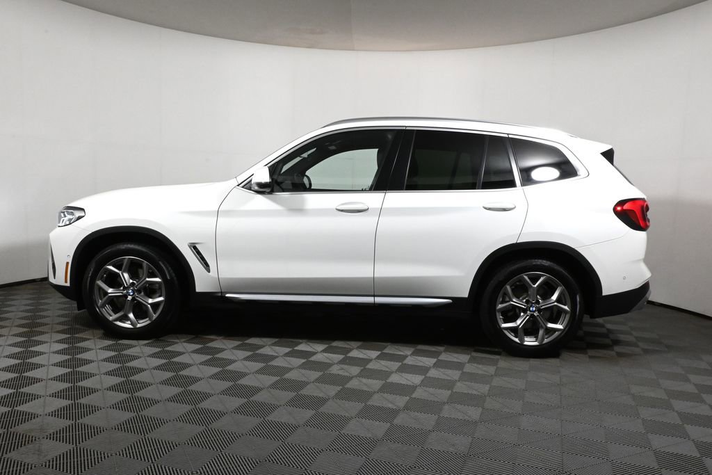 Certified 2024 BMW X3 xDrive30i w/ Convenience Package w/ZPA image 2