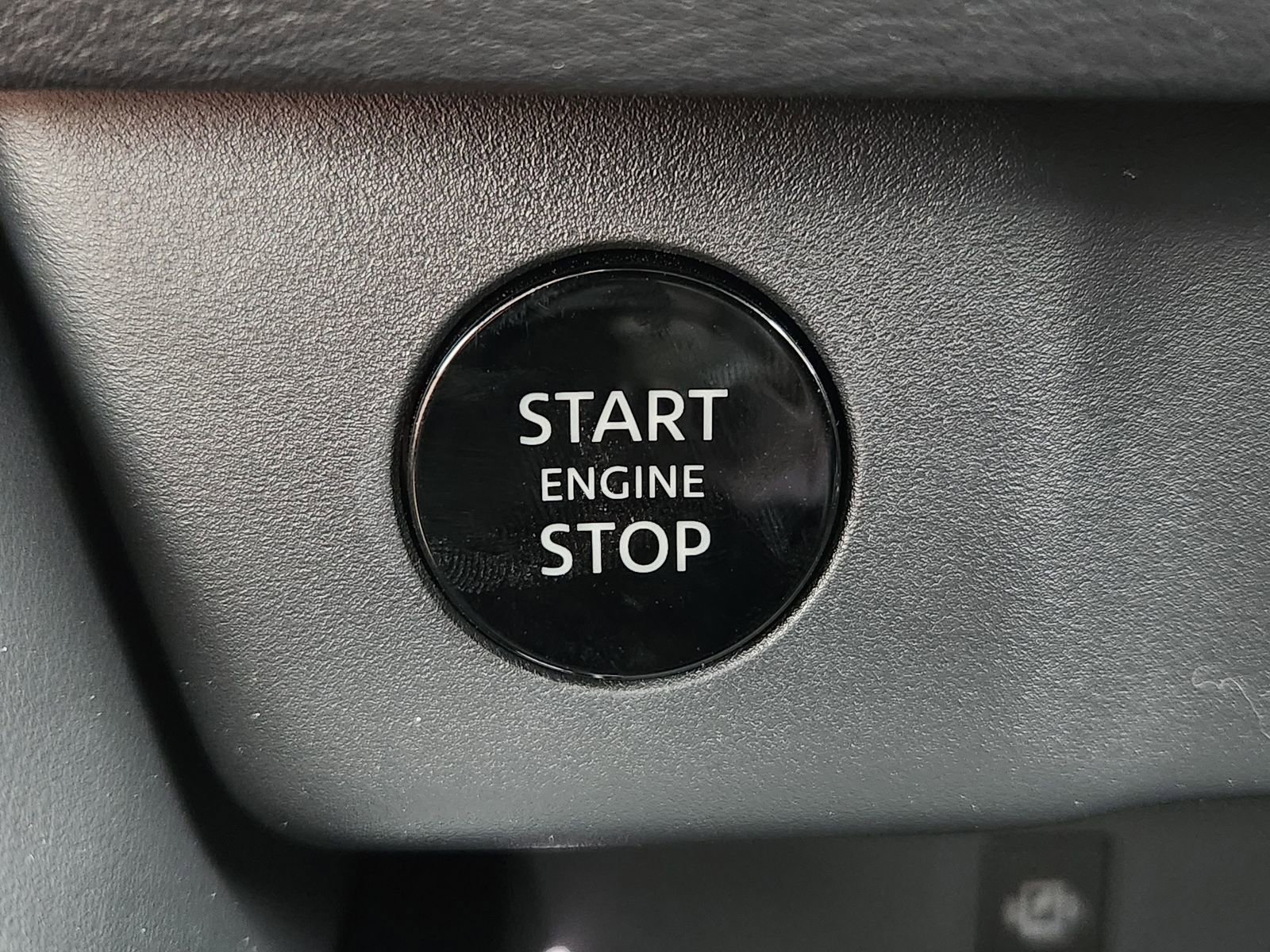 New 2026 Nissan Rogue Platinum AWD/4WD image 21