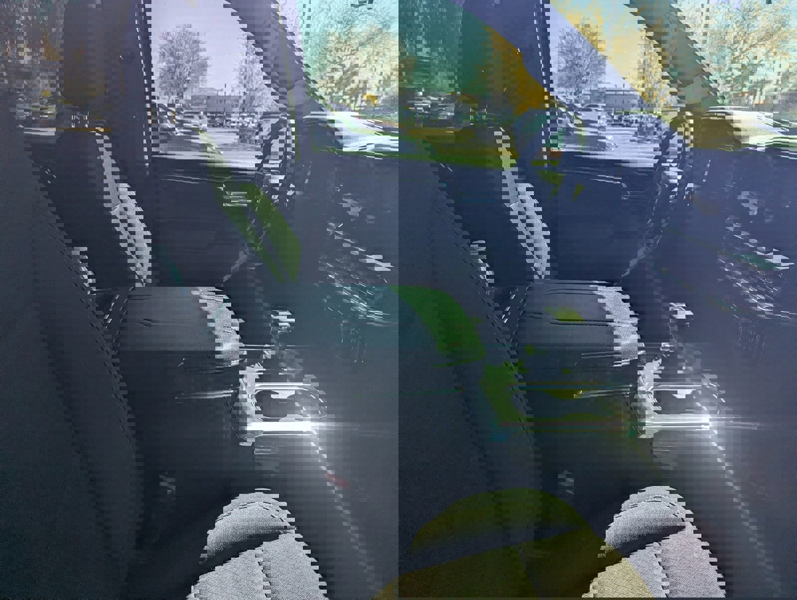 Used 2024 Chevrolet Silverado 1500 LT Trail Boss w/ Convenience Package II image 6