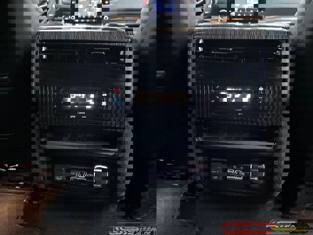 Used 2024 Jeep Wagoneer L Series II w/ Flexible Seating Group image 21