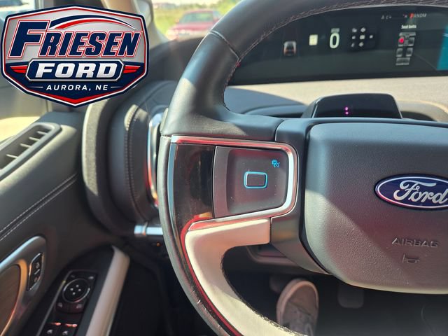 Used 2025 Ford Expedition Max Platinum w/ Driver's Package AWD/4WD image 16