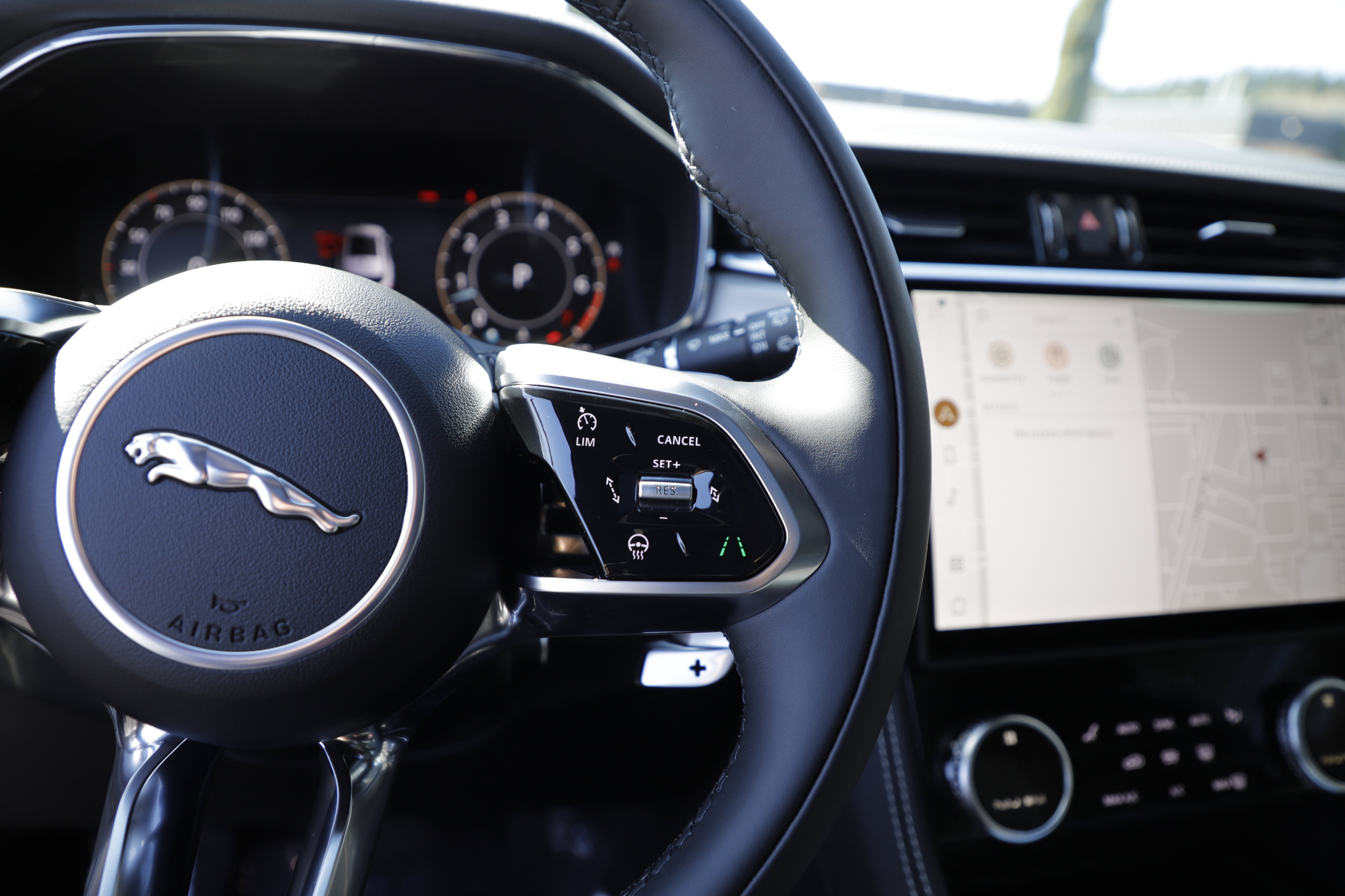 New 2026 Jaguar F-PACE R-Dynamic S AWD/4WD image 23