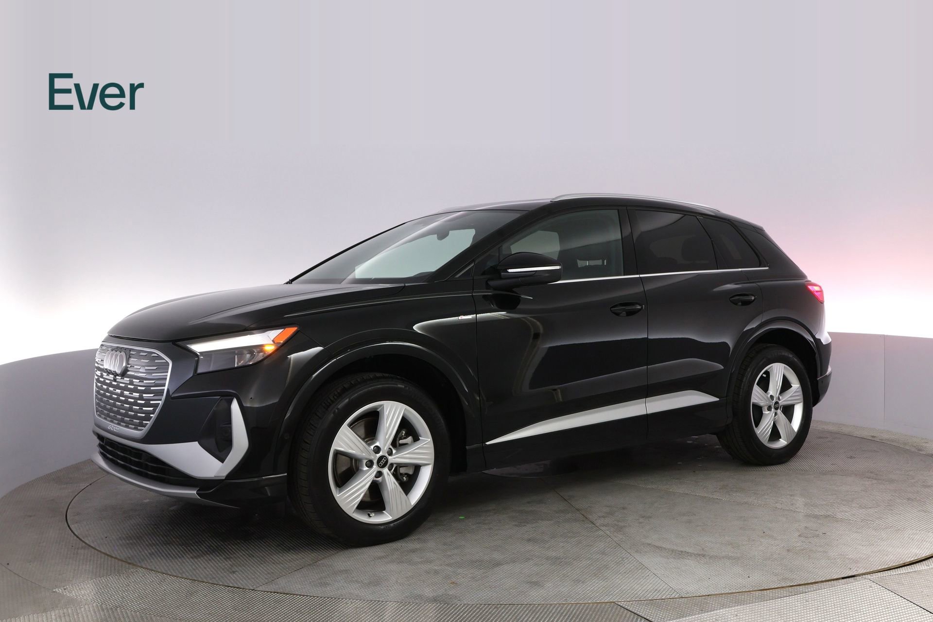 Used 2023 Audi Q4 e-tron Premium Plus w/ Premium Plus image 18