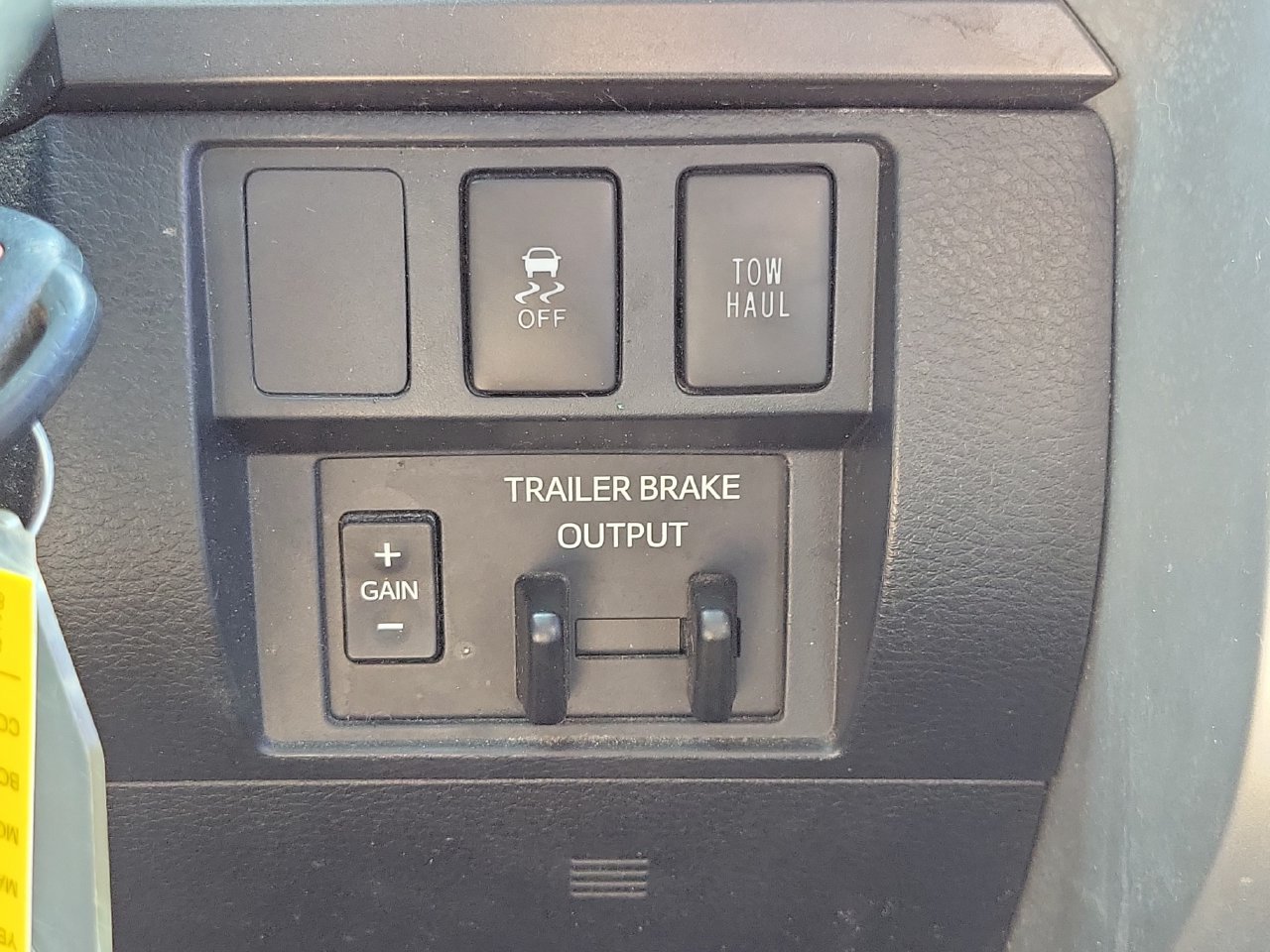 Used 2019 Toyota Tundra SR5 w/ TRD Off Road Package AWD/4WD image 29