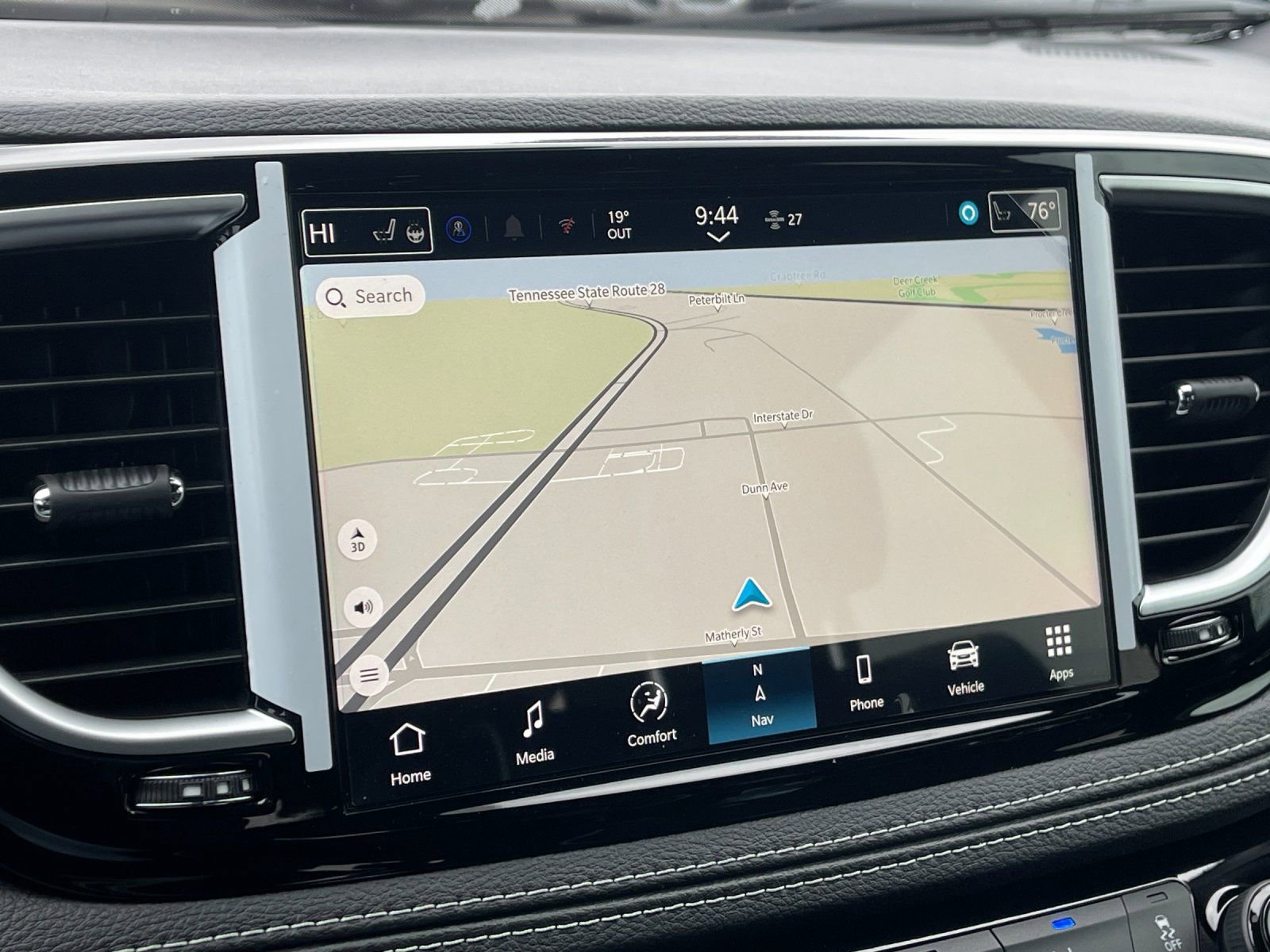 New 2026 Chrysler Pacifica Limited w/ Uconnect Theater Family Group image 23