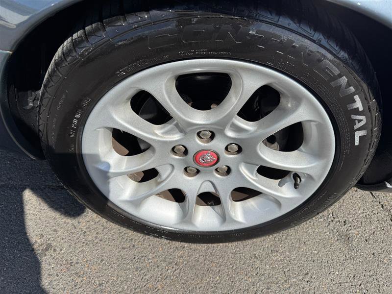 Used 2000 Jaguar XK8 Convertible image 15