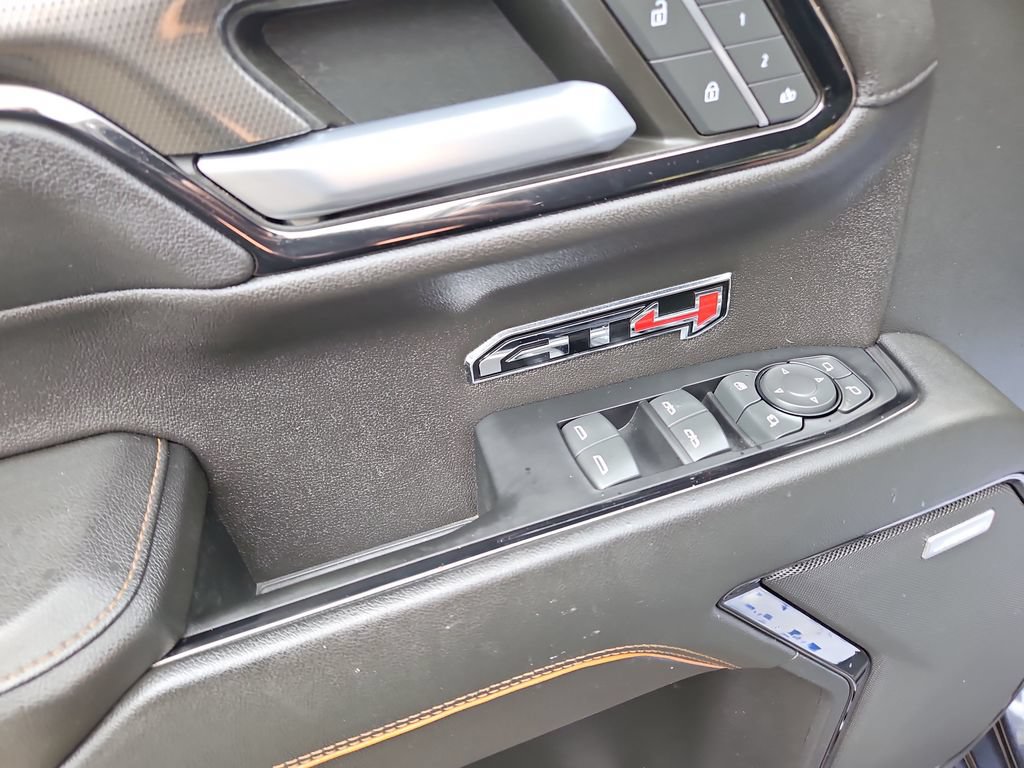 Used 2022 GMC Sierra 1500 AT4 AWD/4WD image 12