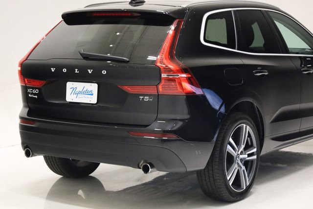 Used 2021 Volvo XC60 T5 Momentum w/ Advanced Package AWD/4WD image 6