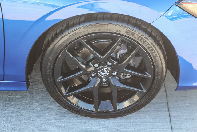 Used 2023 Honda Civic Sport image 12