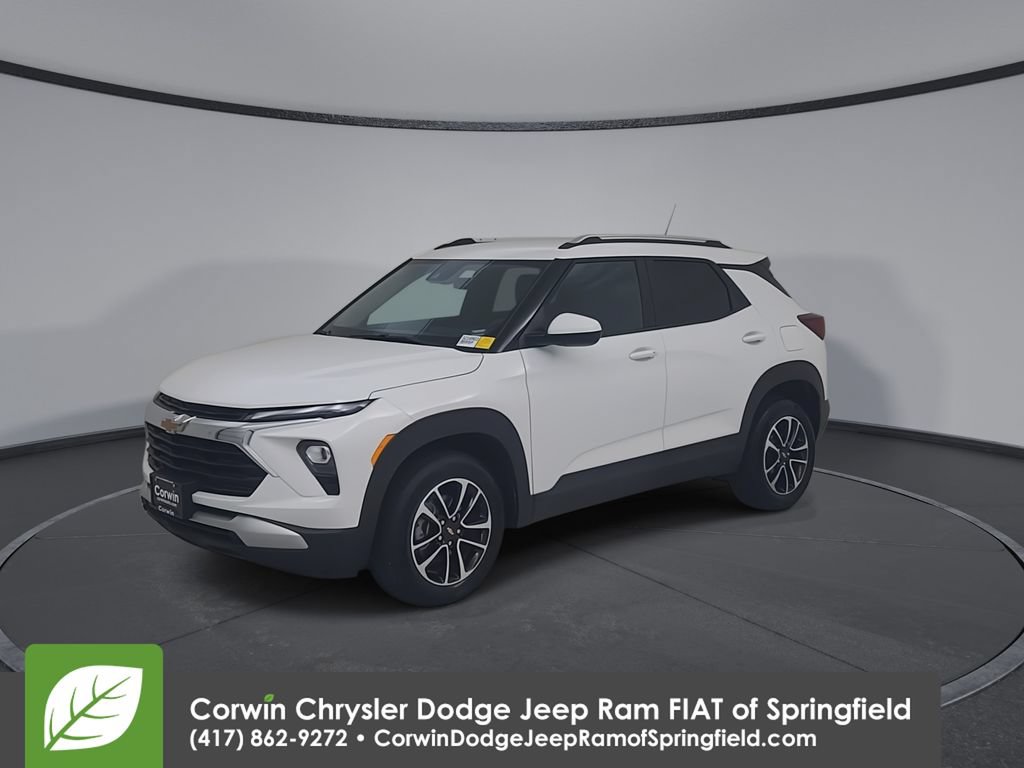 Used 2025 Chevrolet TrailBlazer LT AWD/4WD image 7