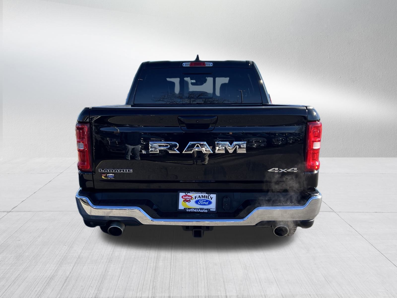 Used 2025 RAM 1500 Laramie image 6