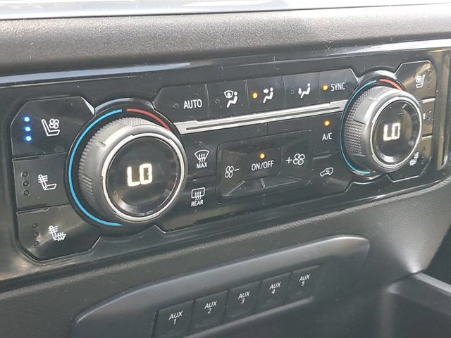 Used 2024 Chevrolet Silverado 3500 High Country w/ High Country Premium Package AWD/4WD image 30