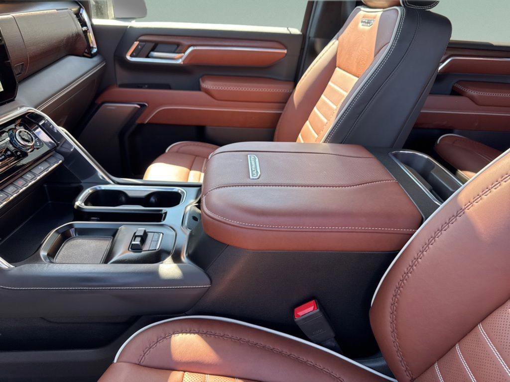 Used 2026 GMC Sierra 2500 Denali Ultimate w/ Max Trailering Package image 19