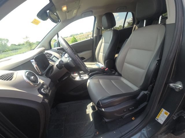 Used 2016 Chevrolet Trax LTZ FWD image 21