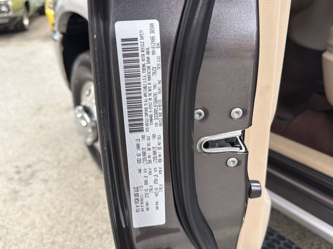 Used 2015 RAM 3500 Laramie AWD/4WD image 53