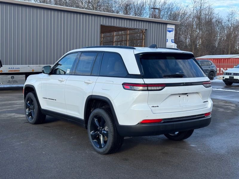 New 2025 Jeep Grand Cherokee Limited w/ Black Appearance Package image 5