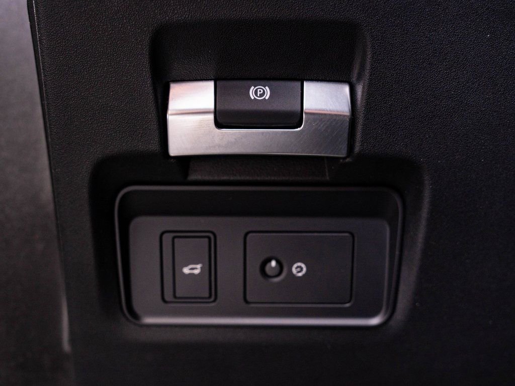 Used 2023 Land Rover Range Rover Evoque R-Dynamic SE AWD/4WD image 42