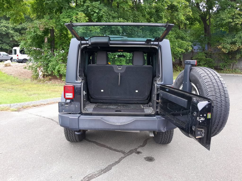 Used 2016 Jeep Wrangler Sport w/ Quick Order Package 24S AWD/4WD image 32