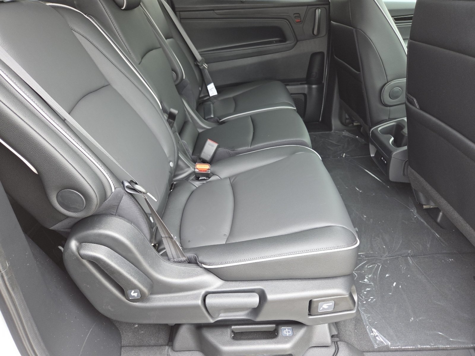 New 2026 Honda Odyssey Touring image 28