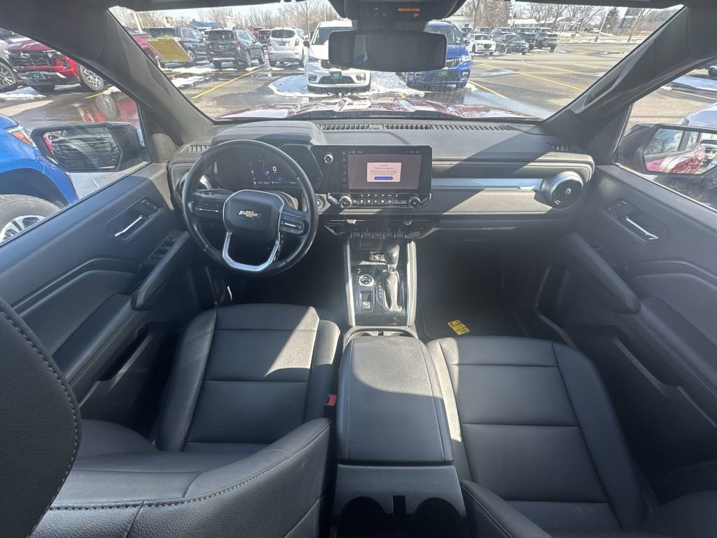 Used 2023 Chevrolet Colorado LT w/ LT Convenience Package III image 13