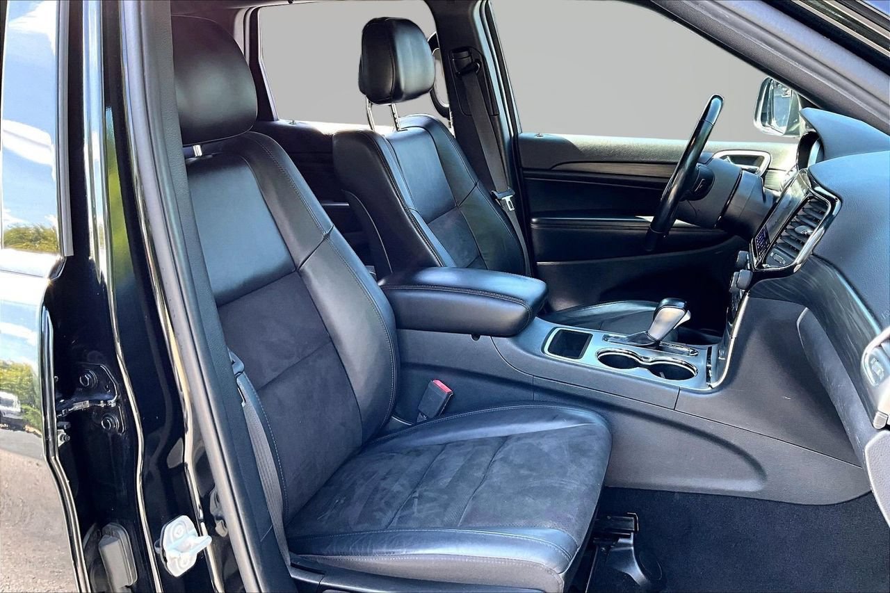 Certified 2020 Jeep Grand Cherokee Altitude AWD/4WD image 22