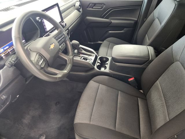 Used 2024 Chevrolet Colorado W/T w/ WT Convenience Package II RWD image 4