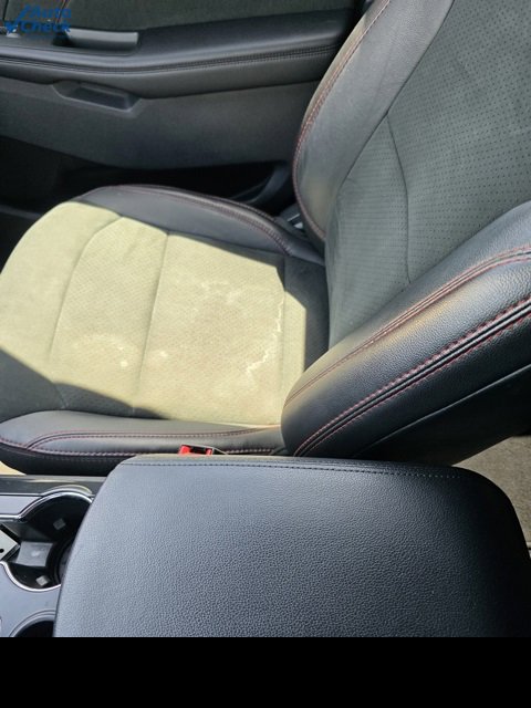 Used 2019 Ford Explorer XLT w/ Equipment Group 202A image 28