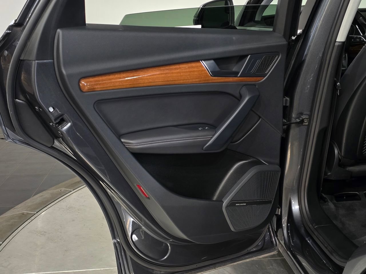 Used 2023 Audi Q5 2.0T Premium Plus image 37