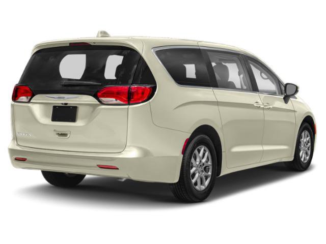 Used 2020 Chrysler Pacifica Touring image 4