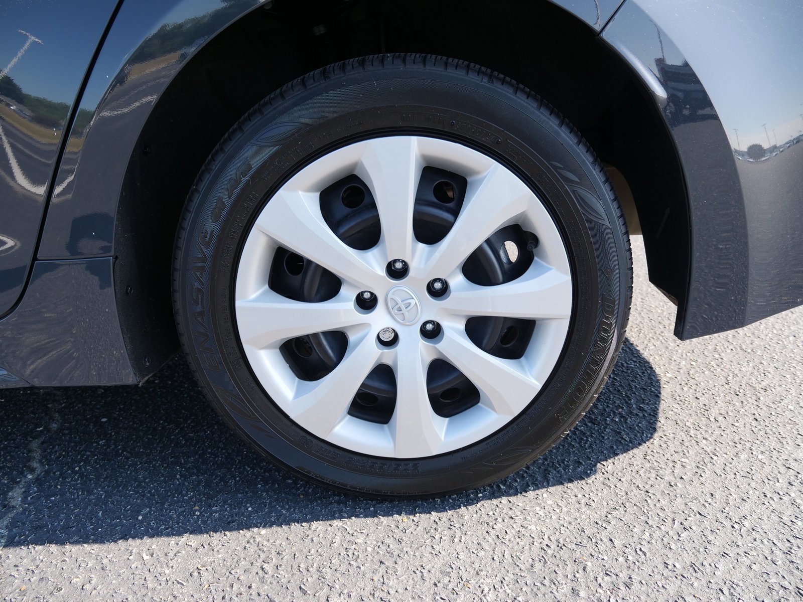 Used 2024 Toyota Corolla LE image 13